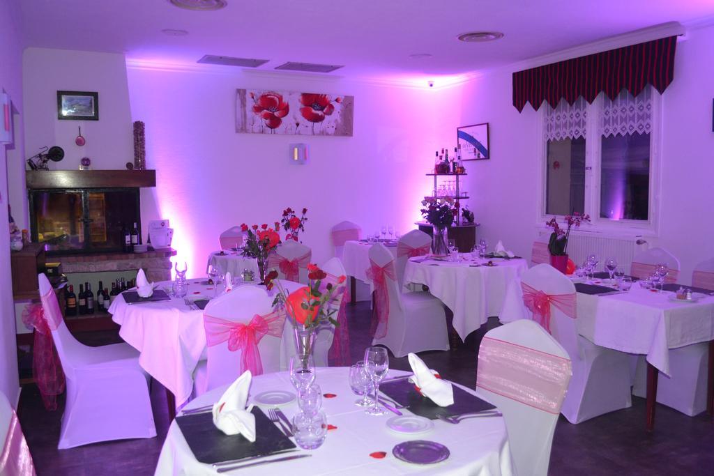 Hotel Restaurant La Braisiere Saint-Romain  Εξωτερικό φωτογραφία